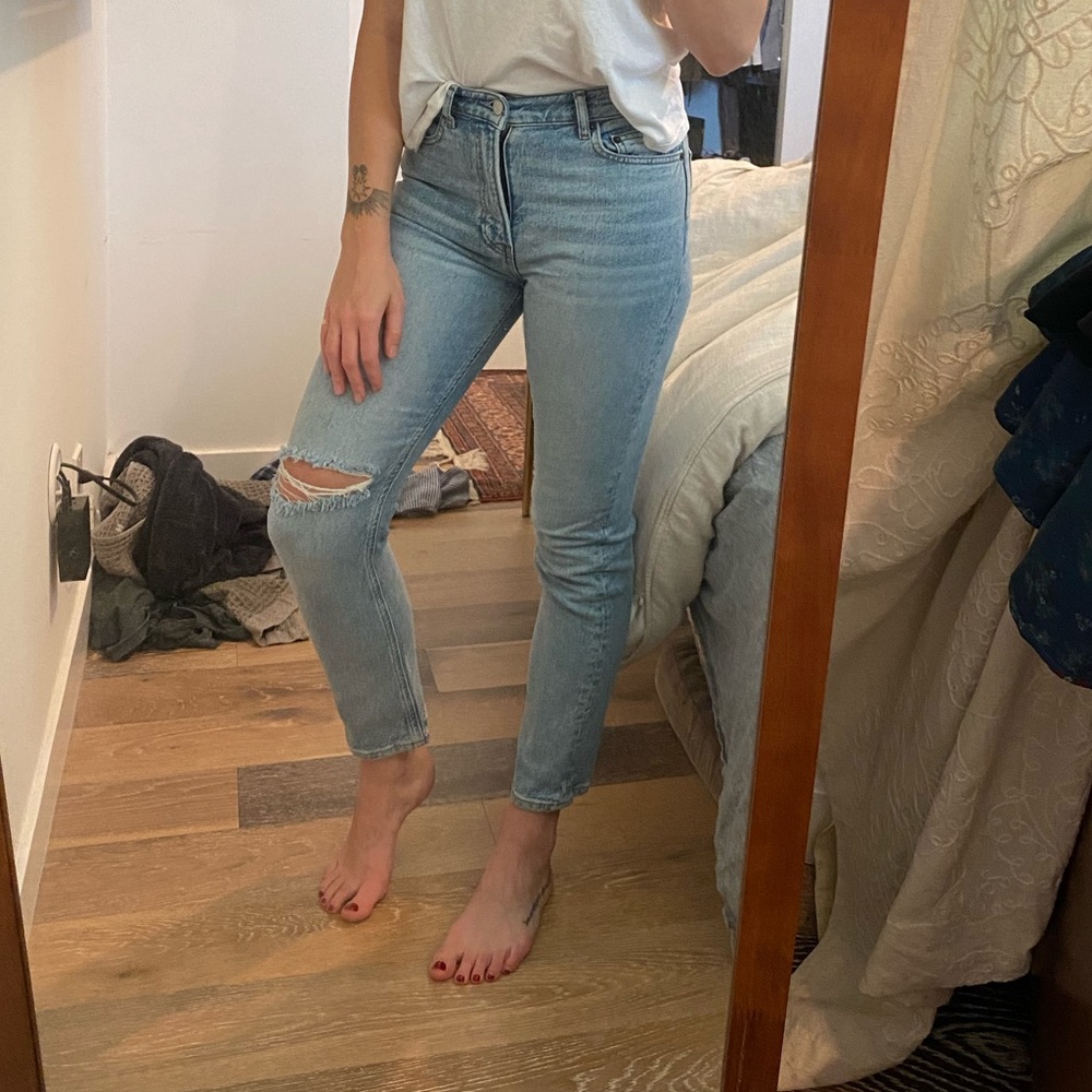 Reformation Liza High Straight Crop Montego Destroyed — Sz 24